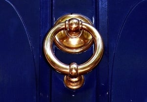 Image shows a door knocker.