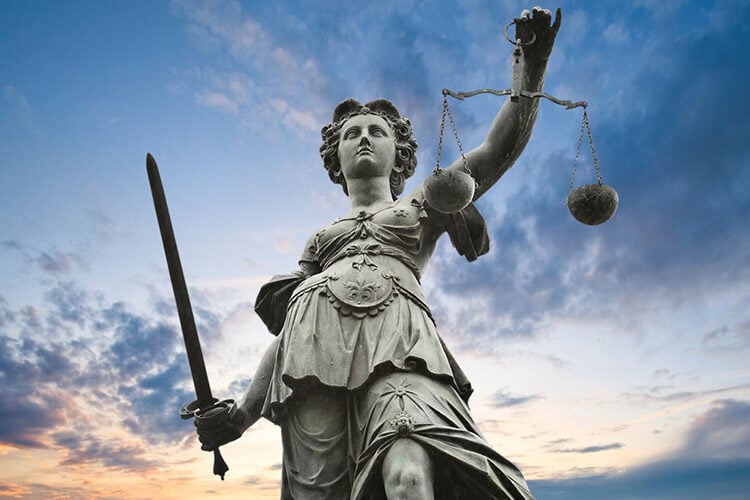 Image of the Lady Justice statue