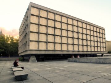 Yale summer school, experience life at Yale University, explore the Beinecke library.